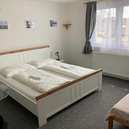 Penzion U Thuje Třeboň Extérieur photo