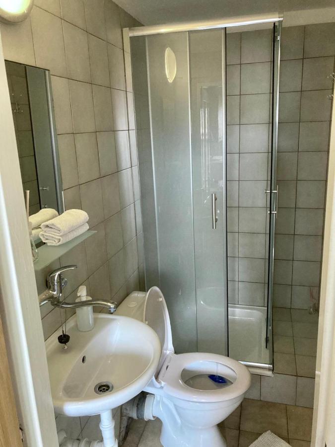 Penzion U Thuje Třeboň Extérieur photo